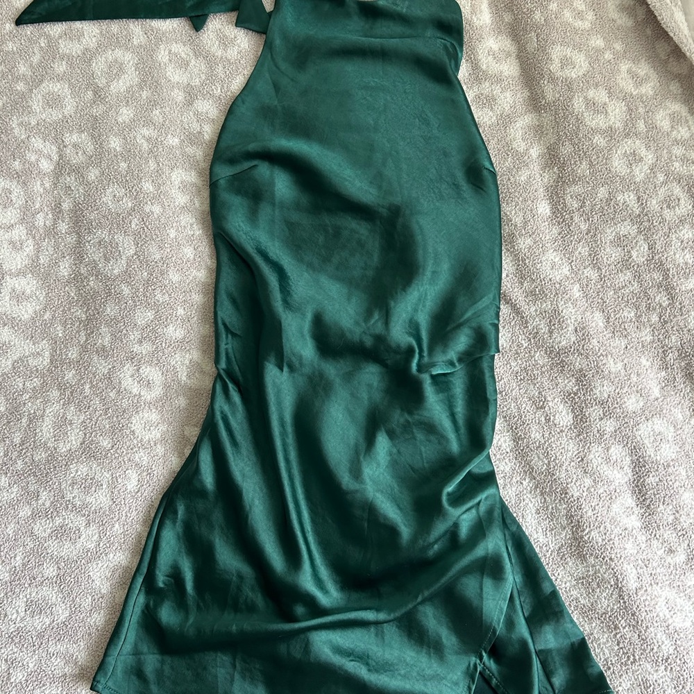 Selfie Leslie One Shoulder Green Dress